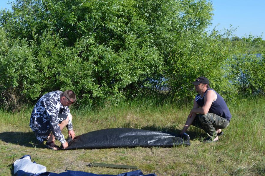 В воскресенье Саня с другом рано утром умчались на Слуцк