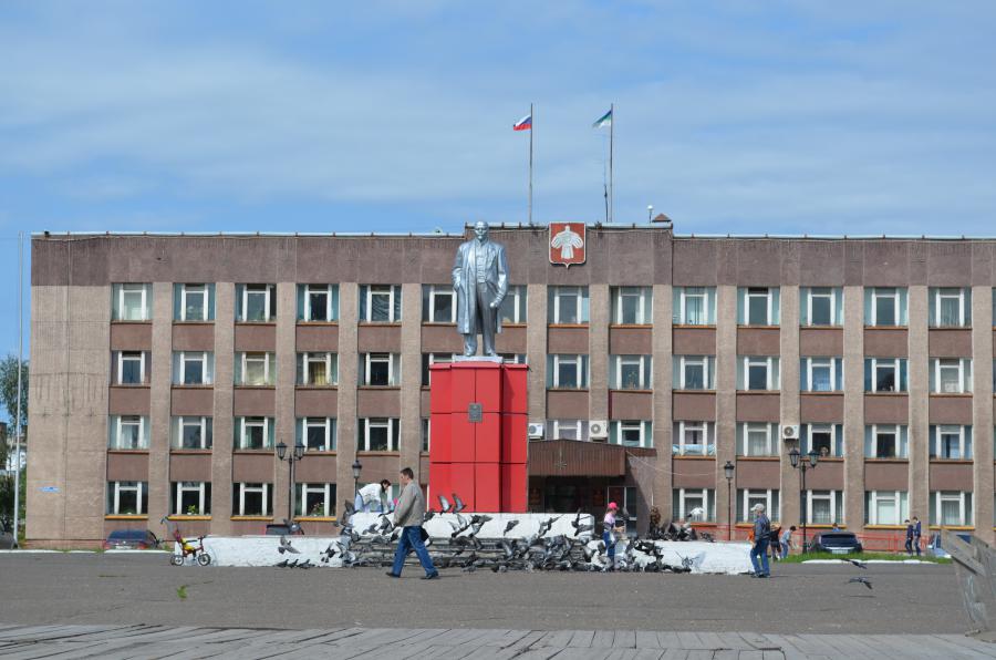 В день отъезда мы еще немного погуляли по городу. Площадь Ленина