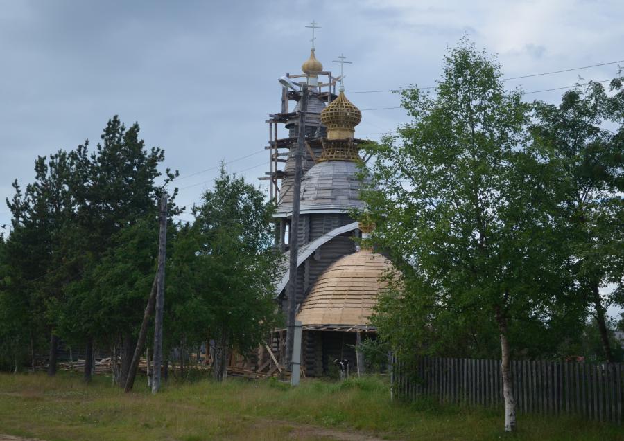 Строящаяся церковь