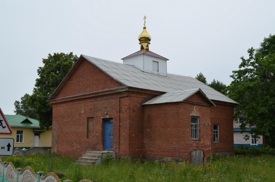 Православная часовня в д. Волынцы, бывший дом богатого еврея. Прекрасные католическая и православная церкви были разрушены в конце 30-ых годов