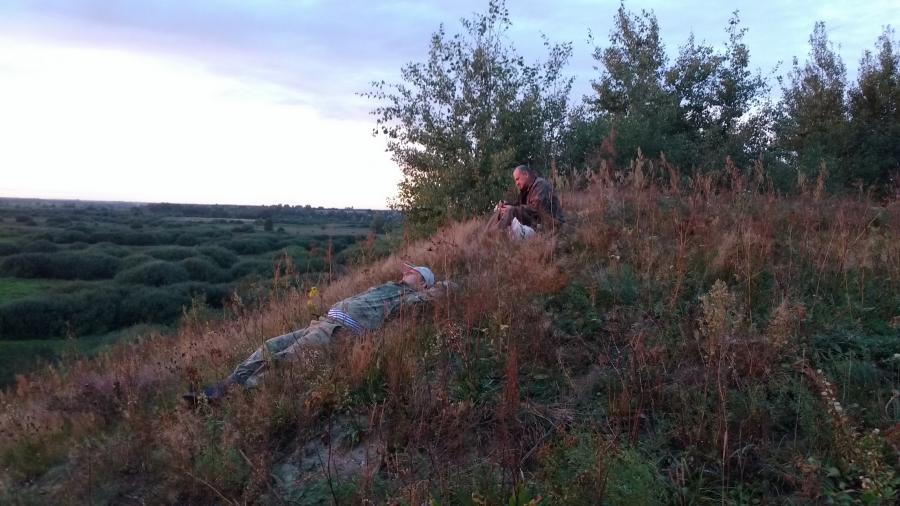 Всем кто сплавляется по реке Лесной очень рекомендую планировать стоянку на холме близ Холмичей. Вы получите огромное удовольствие от отдыха на этом месте.