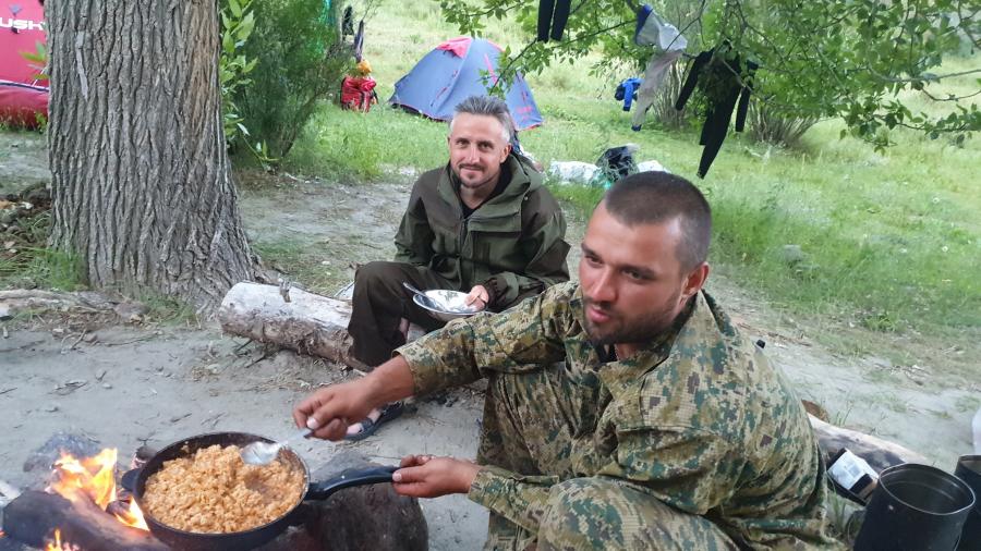 Сейчас мы будем кушать...