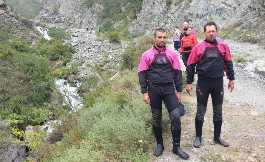 Водопадный ручей недалеко от Куюса
