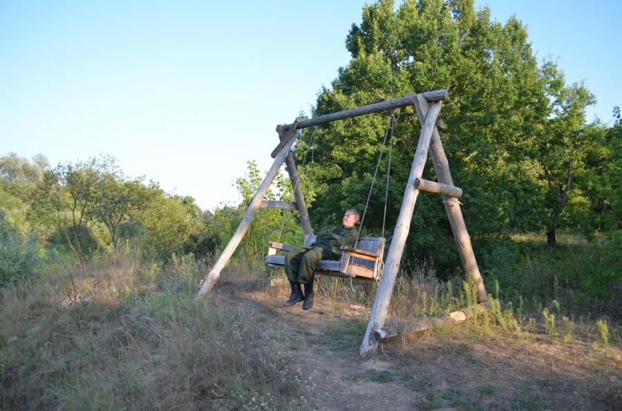 Качели...