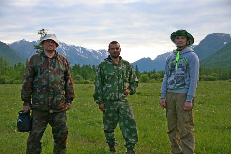 После прохождения порога и расстановки лагеря, решили сходить в разведку поглядеть на каньон