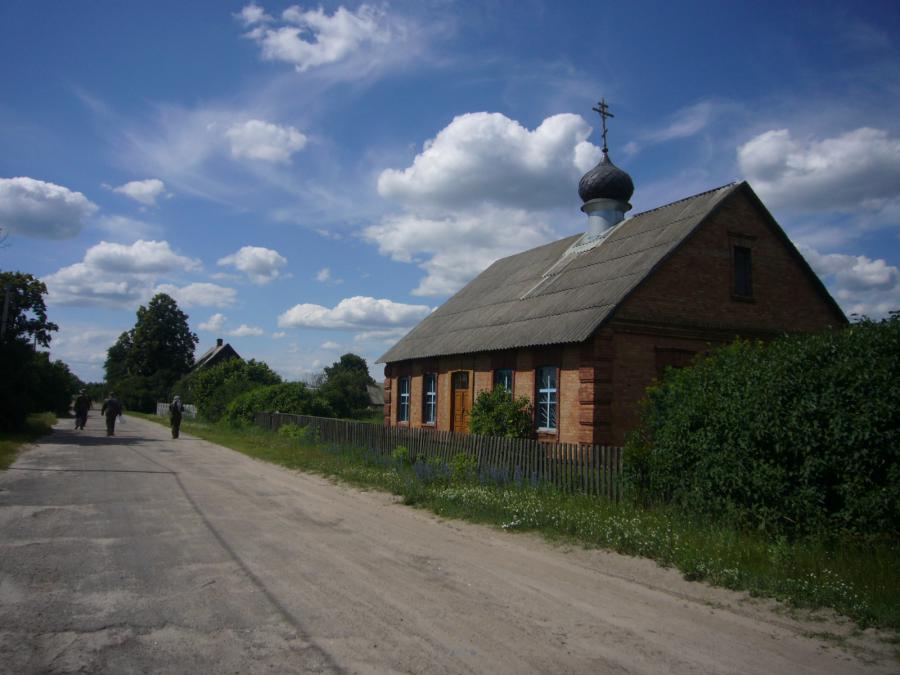 Купол приделал, вот тебе и церковь